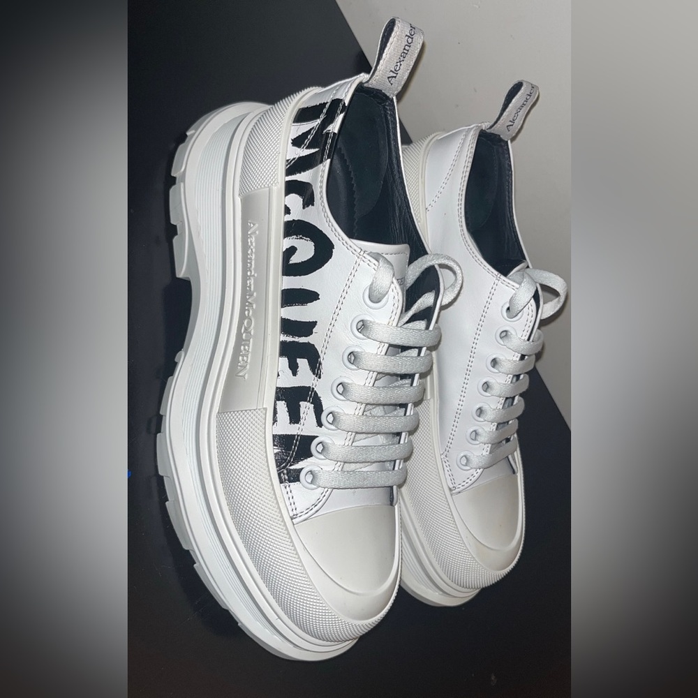 Alexander Mcqueen Trend Slick
